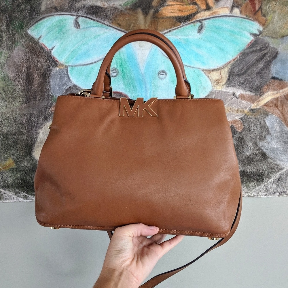 Michael Kors Leather Purse/Handbag